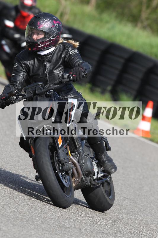 Archiv-2025/10 23.04.2025 Cornu Master School ADR/gruen-vert/67